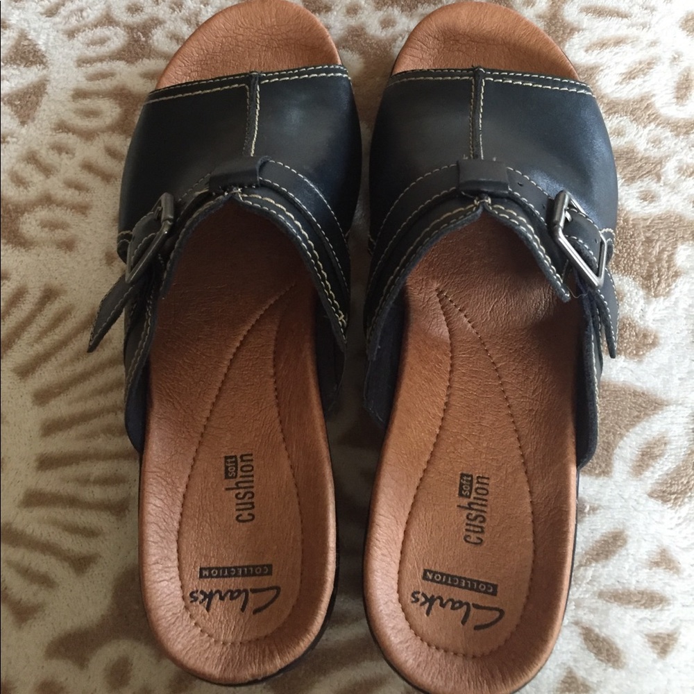 Black clarks