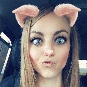 Meet your Posher, Janelle