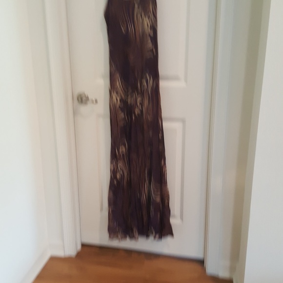 Ladies dress - Picture 2 of 2