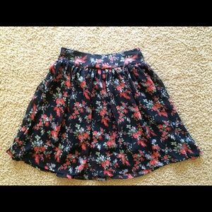❤️5 for $12❤️ Skirt with Elastic Waist Band