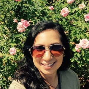 Meet your Posher, Salwa