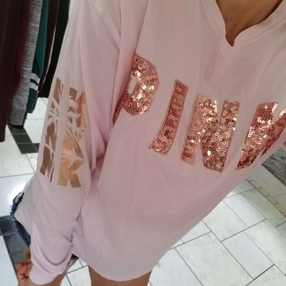 Nwot, VS pink bling tee - Picture 7 of 7