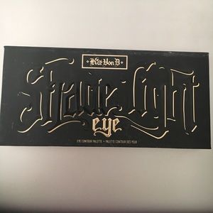 Kat Von D shade & light eye palette
