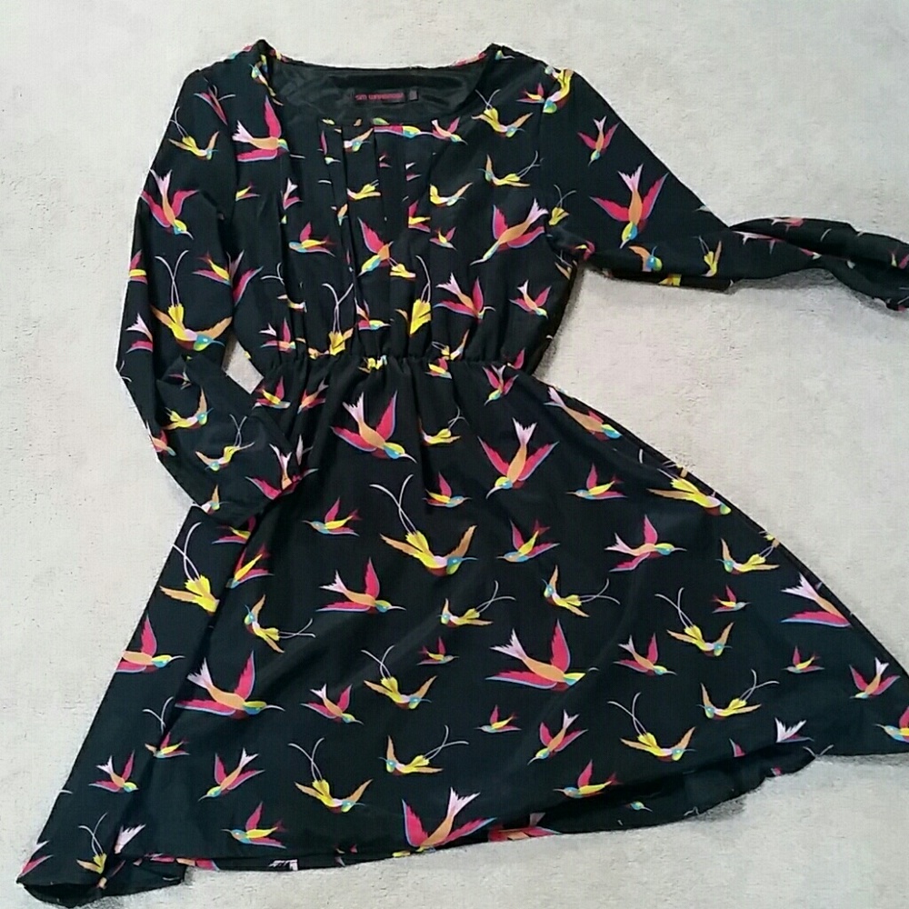 Bird print dress, long sleeves, medium