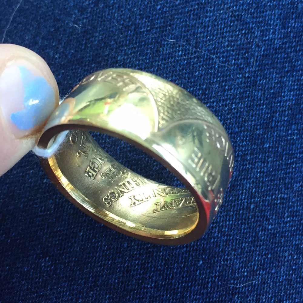 Addiction Recovery Ring - Picture 5 of 5