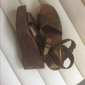 Gorgeous Kork Ease Copper Platform sandals