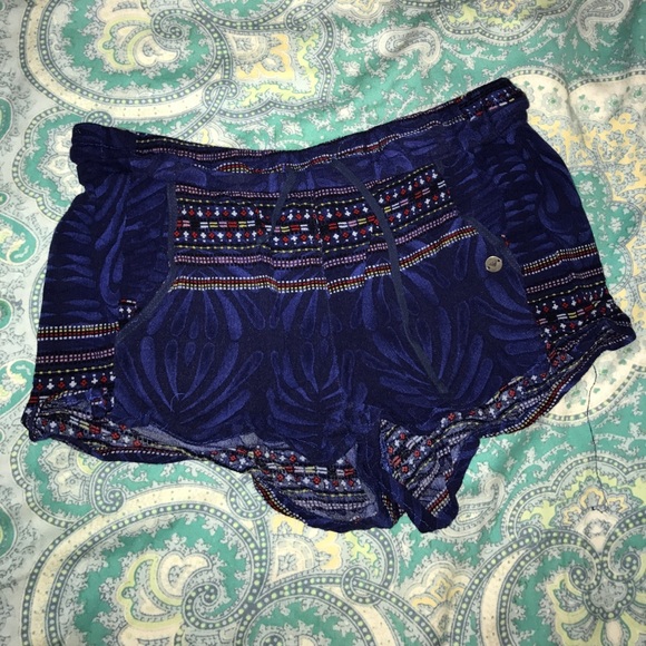 Roxy mini lounge shorts - Picture 1 of 3