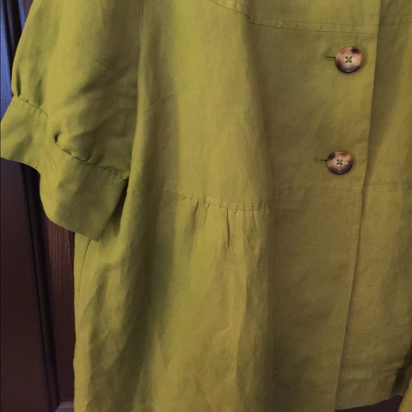 Olive linen short sleeve flyaway jacket - Picture 3 of 3
