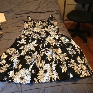 Rena Rowan Black with white Flowers dress