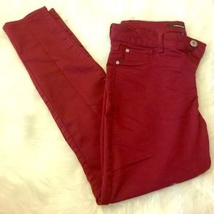 Red Skinny's