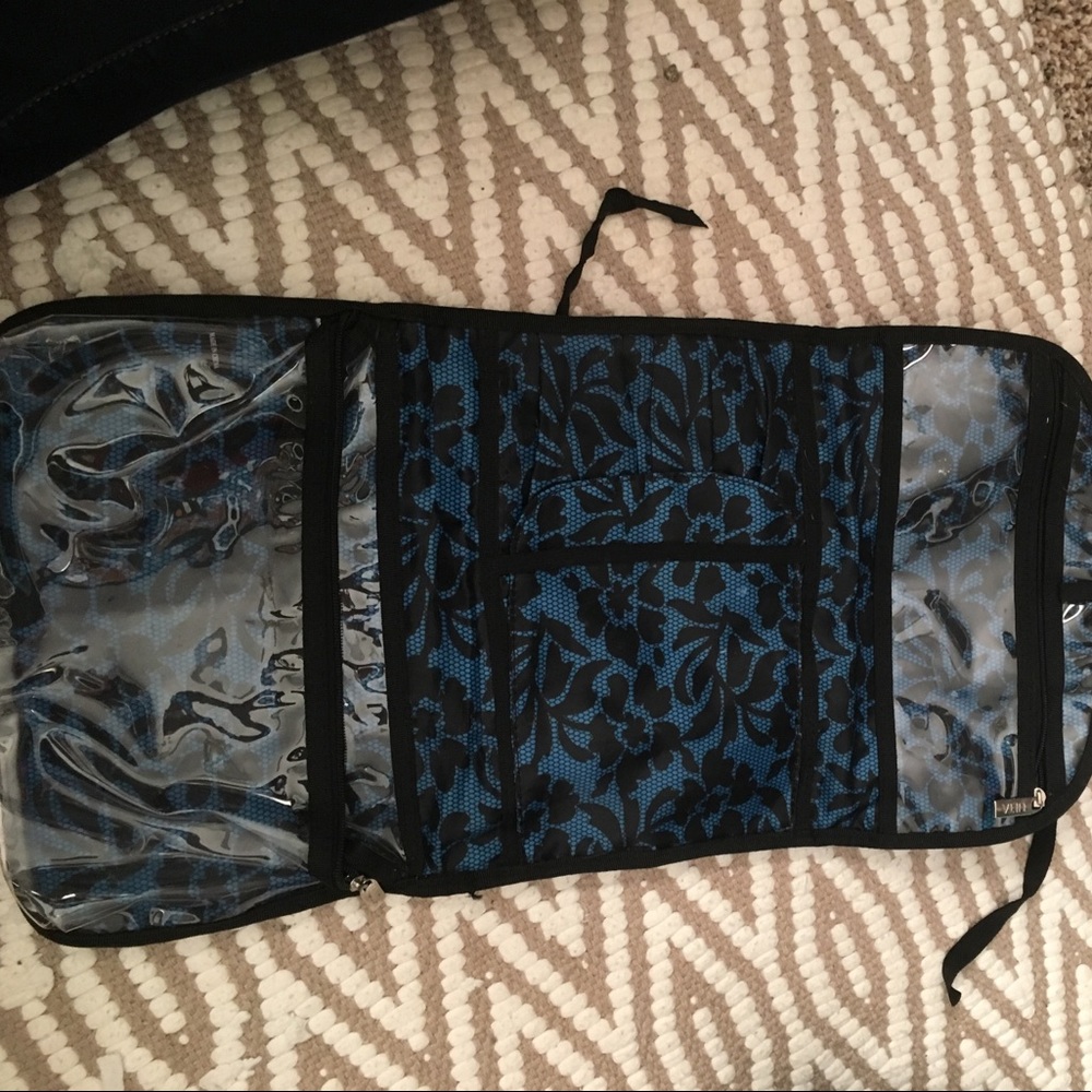 Travel shower caddy