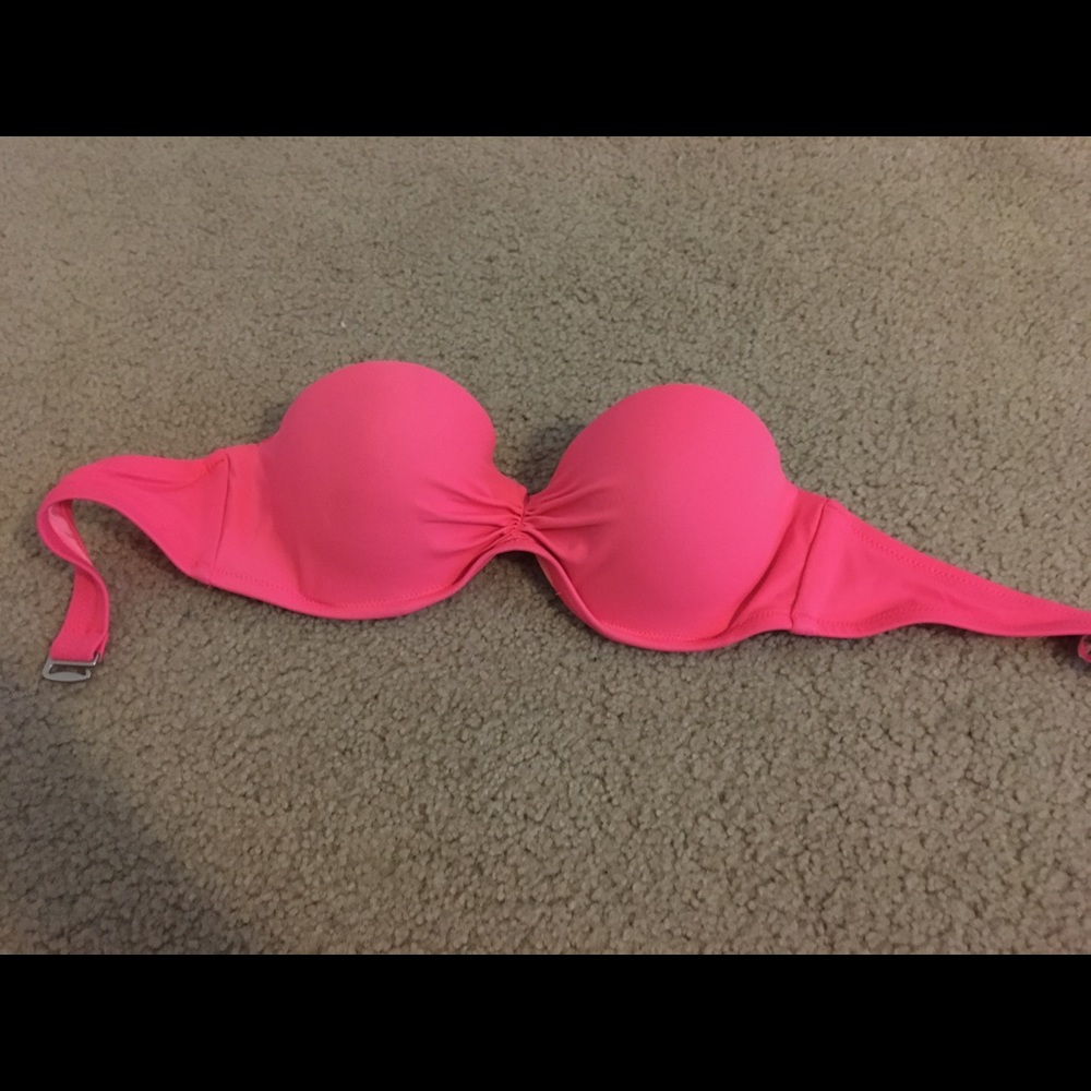 Bikini bandeau top
