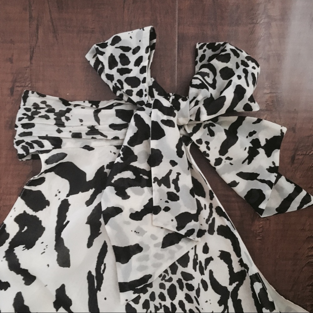 H&M printed a-shaped blouse