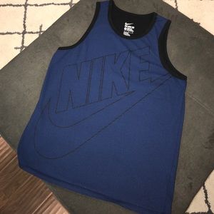 Nike tank top