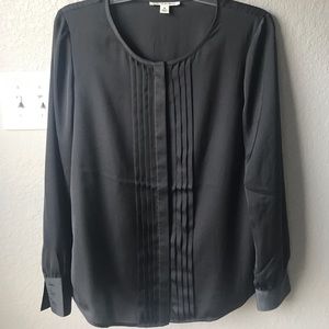 NWOT silk Banana Republic charcoal gray blouse sz8
