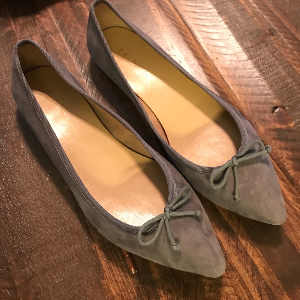 Talbots Gray Soft Suede Ballet Flats  Size 8.5 M
