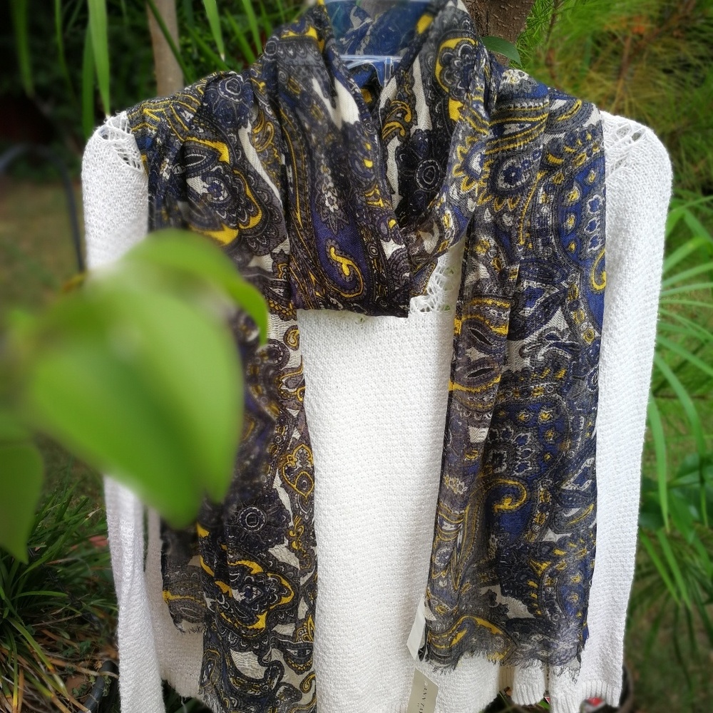 Ann Taylor Scarf