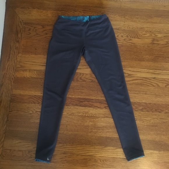 Zella Reversible Live In Midi Leggings - Picture 3 of 3