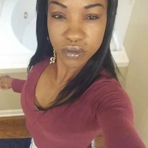 Meet your Posher, Kandi