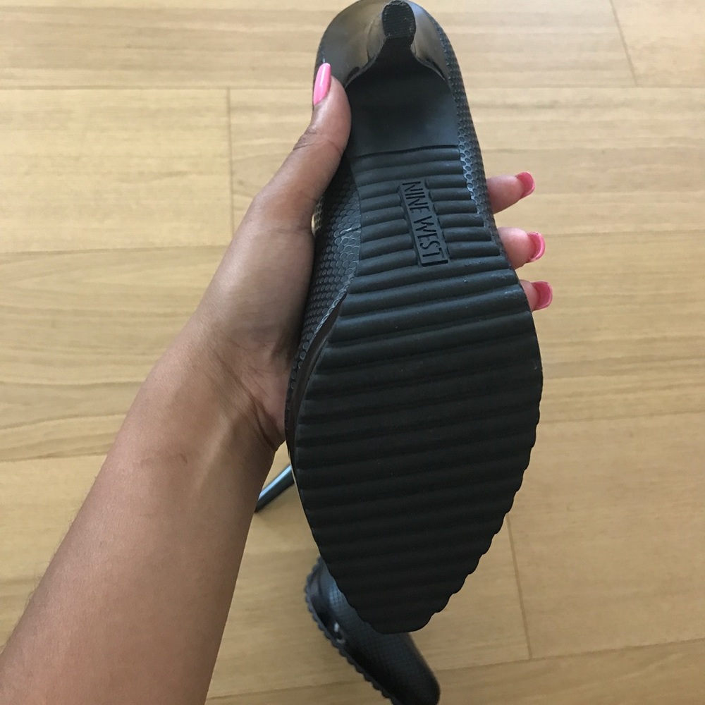 Nine West shoes - Picture 2 of 4