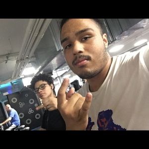 Meet your Posher, Cameron