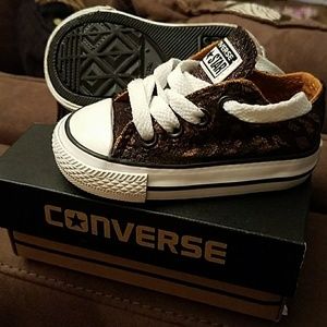 Converse Toddler leopard print