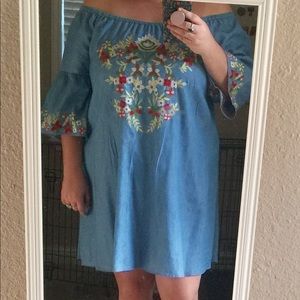 Size L Embroidered denim dress with tags.