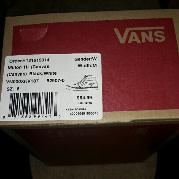 Milton Vans (canvas) - Picture 4 of 4