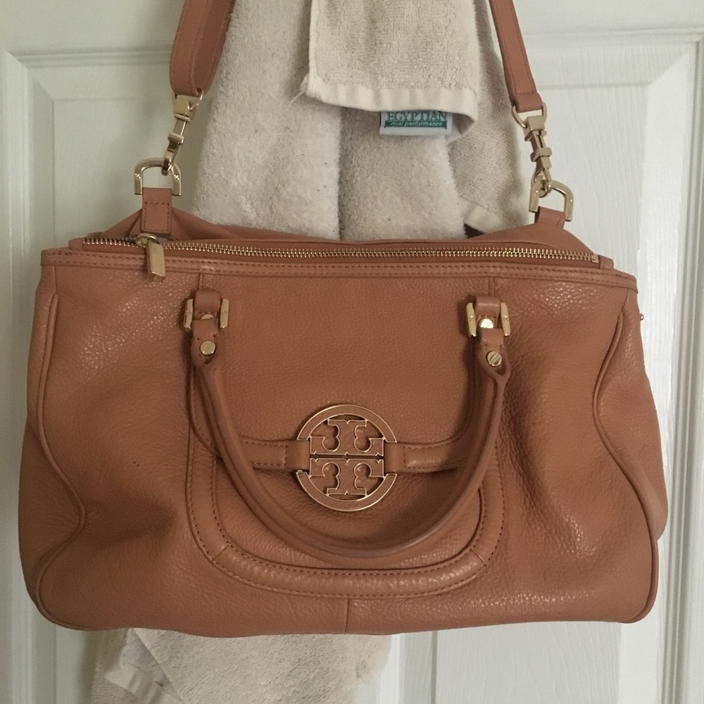 Tory burch crossbody!