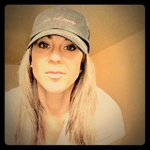 Meet your Posher, Tara