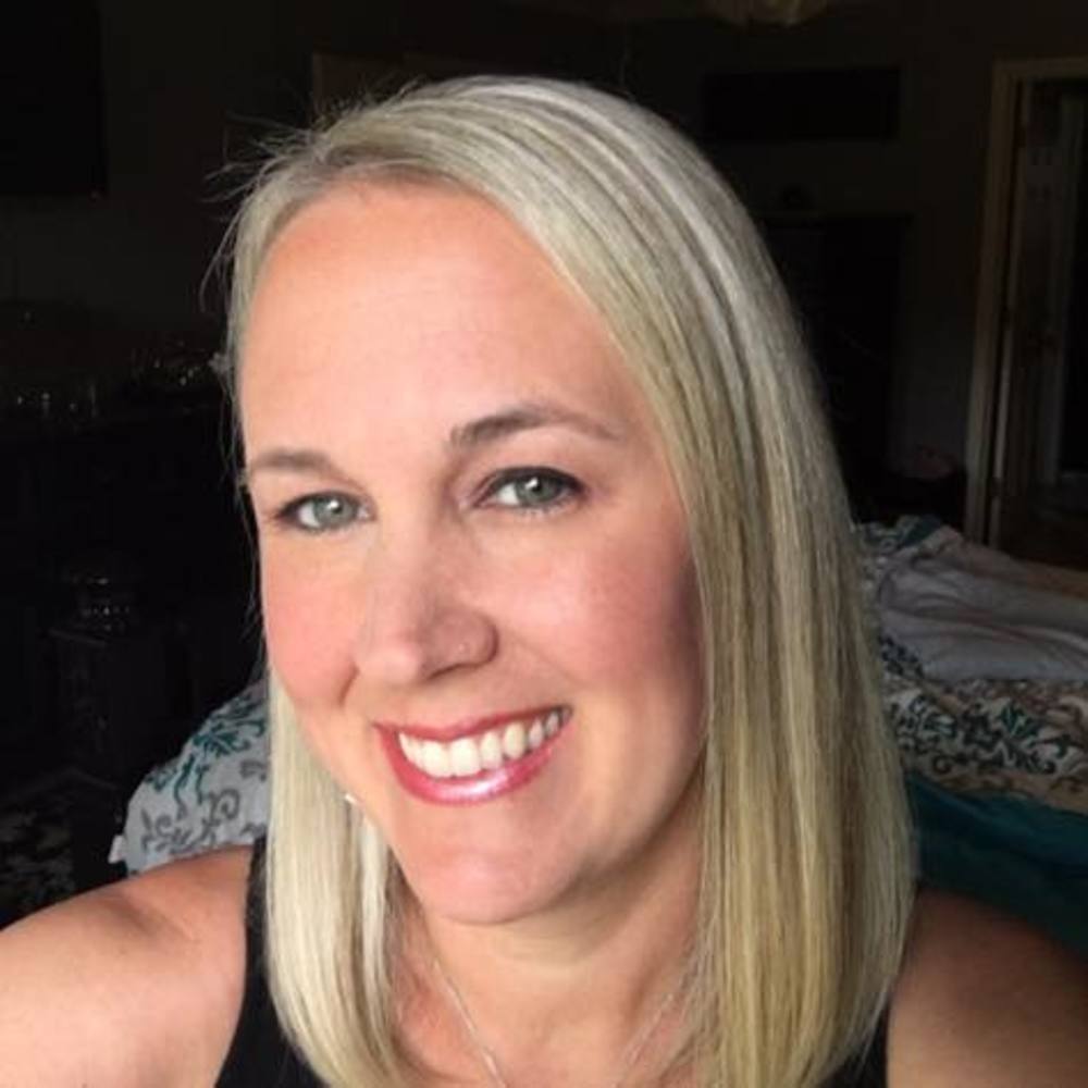 Meet your Posher, Jennifer