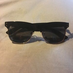 Dicks Cottons Studmaster Sunglasses