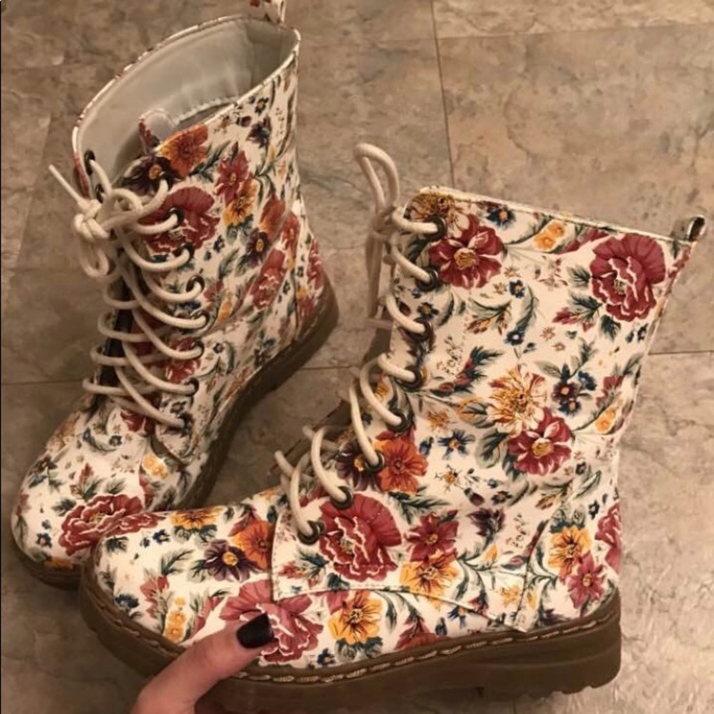 Flower boots