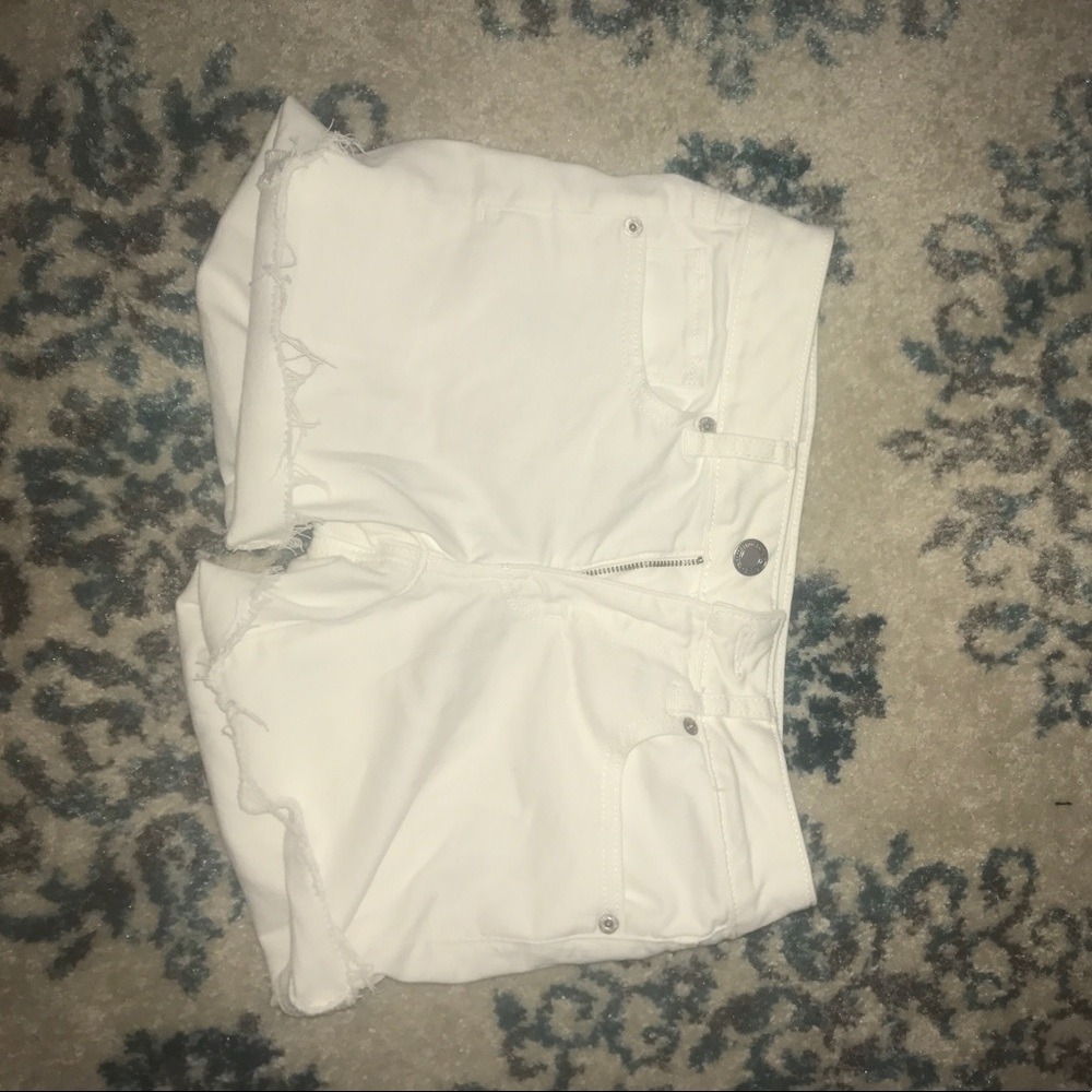 White American Eagle Shorts