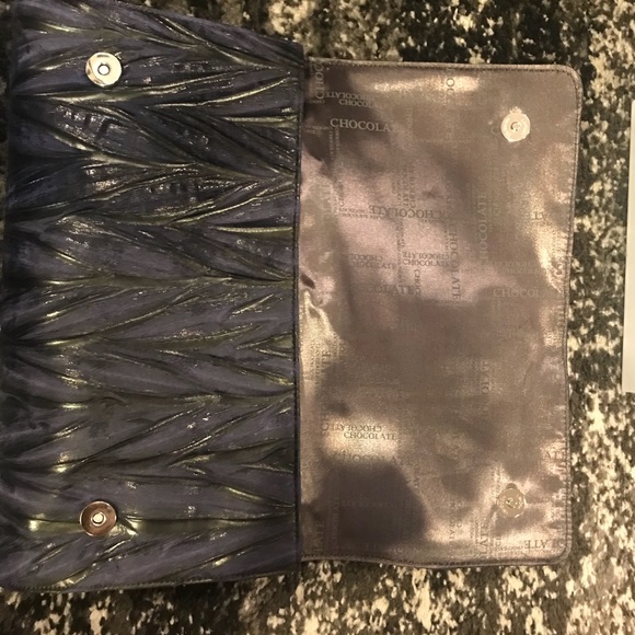 Clutch - Picture 3 of 3