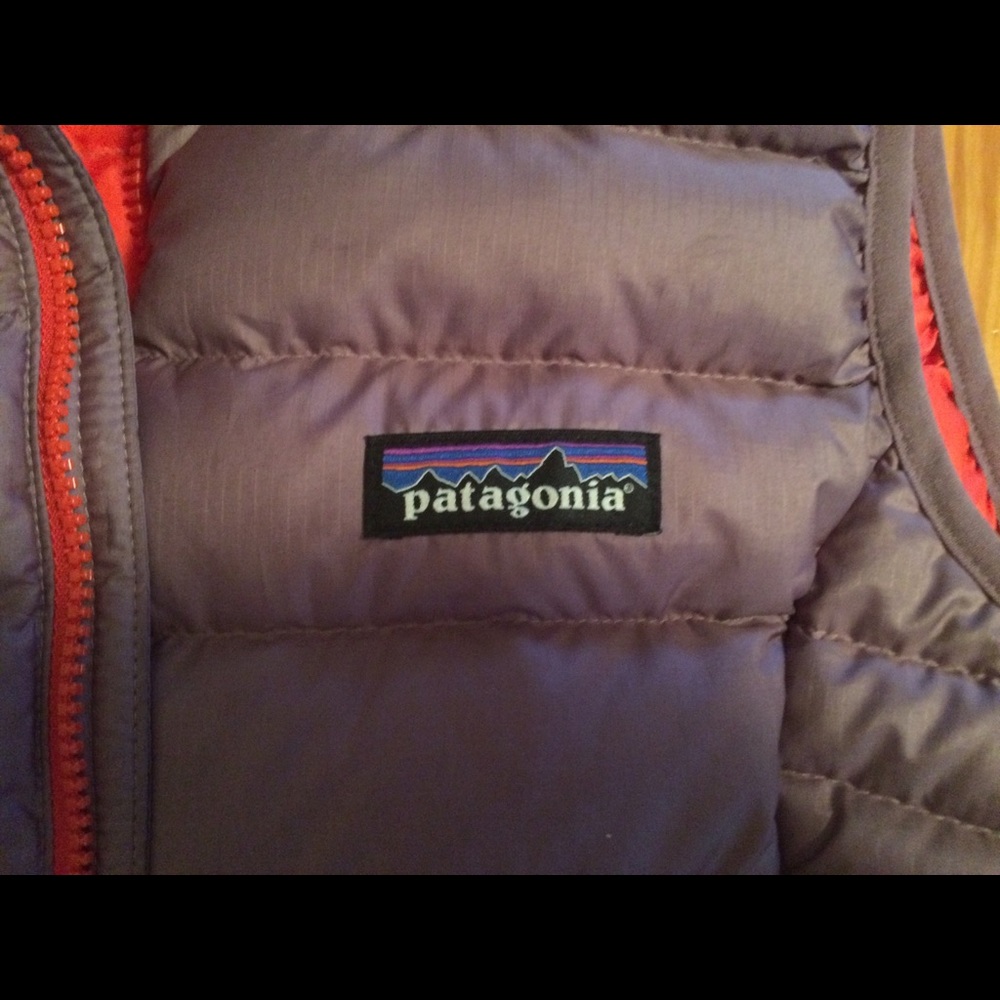 Patagonia Down Sweater Vest XS Tyranian Purple