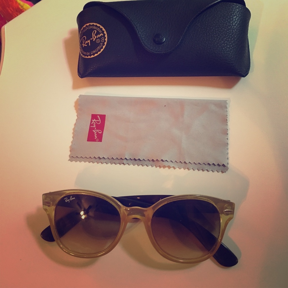 Yellow Ray Bans
