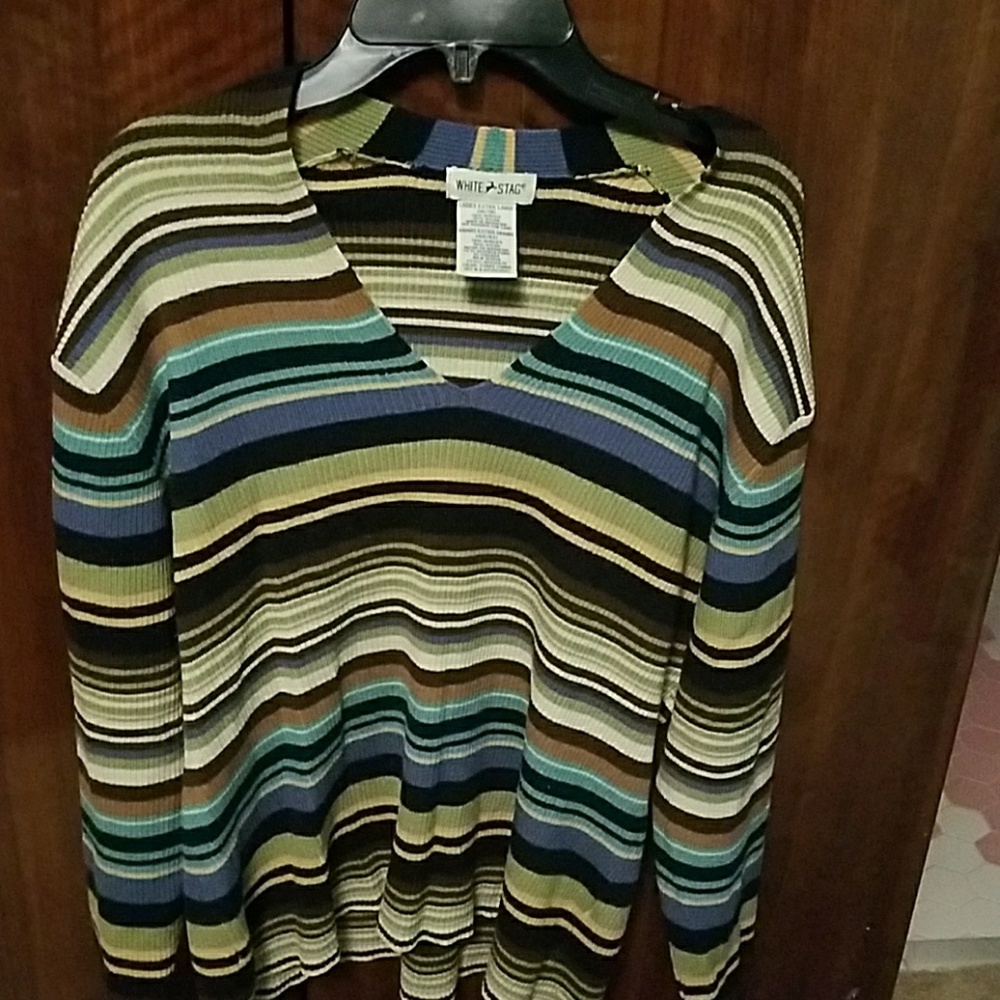 V neck white stag sweater sz XL 16-18