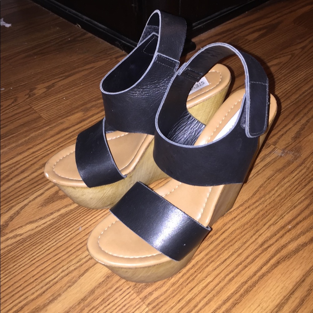 Steve Madden Wedges