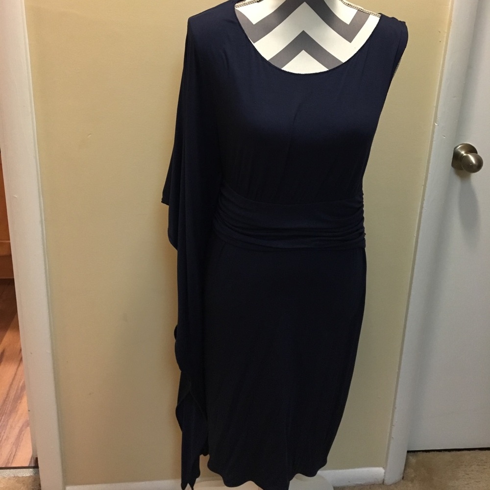 ONE SHOULDER NAVY BLUE DRESS