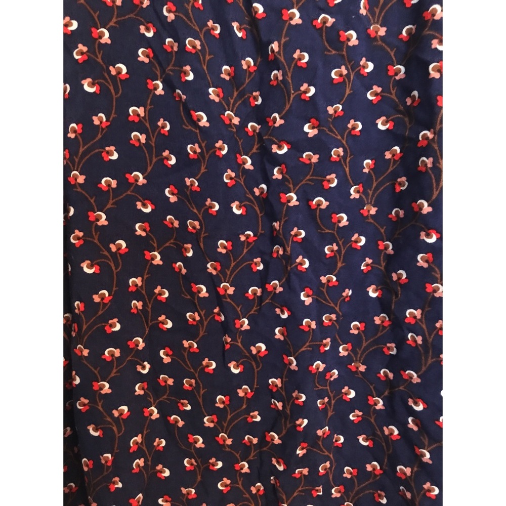 patterned blouse - Picture 2 of 3