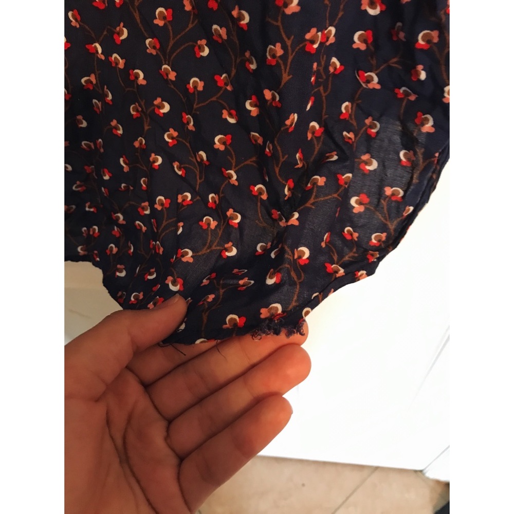 patterned blouse - Picture 3 of 3