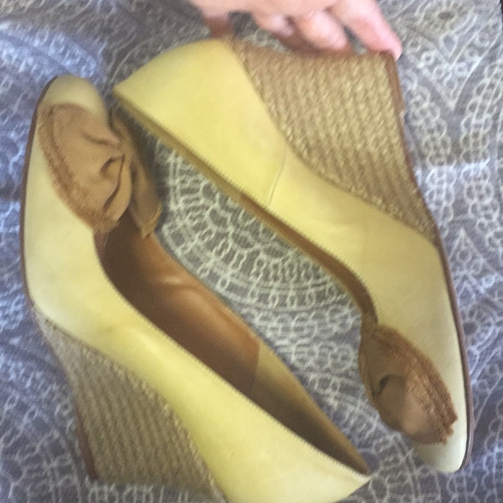 Beautiful Lanvin wedges with bow - Picture 2 of 7