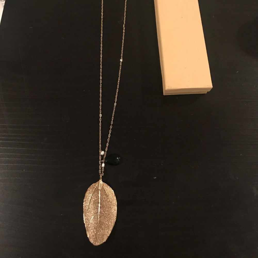 Lee and birch bold necklacle.