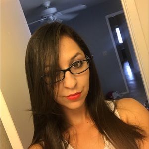 Meet your Posher, Angelina