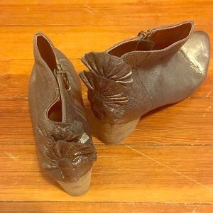 Miss Albright (via Anthropologie) pewter booties