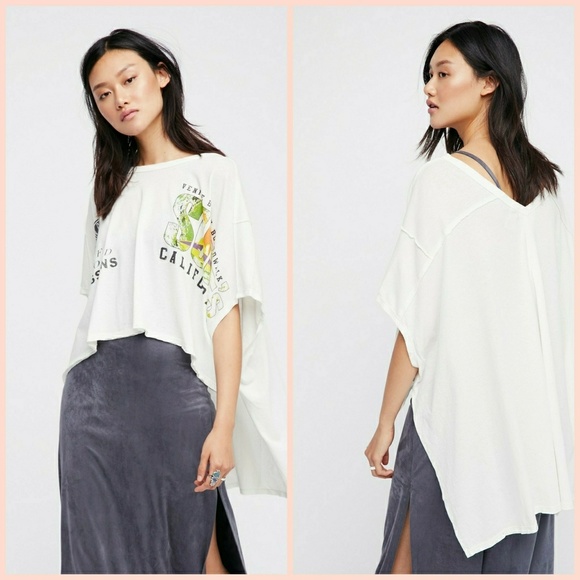 Free People Surf Inspired Graphic  Oversized Top - Picture 2 of 7