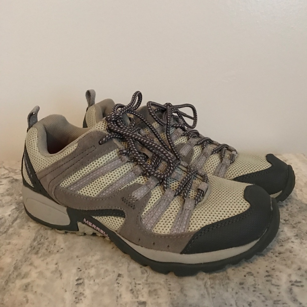 Merrell size 6.5 hiking shoes