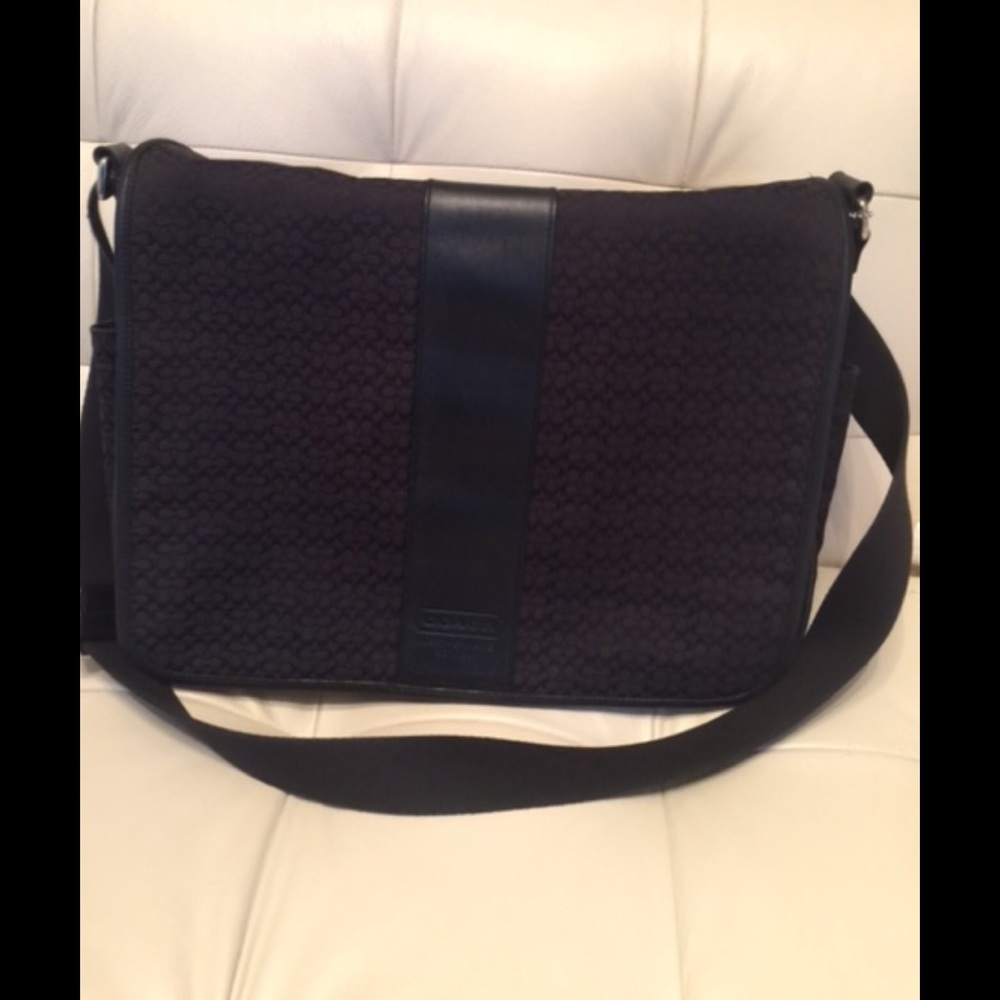 AUTHENTIC COACH CANVAS MESSENGER LAPTOP DIAPER BAG