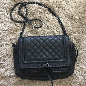 Zara Black Chain crossbody purse lots of pockets!